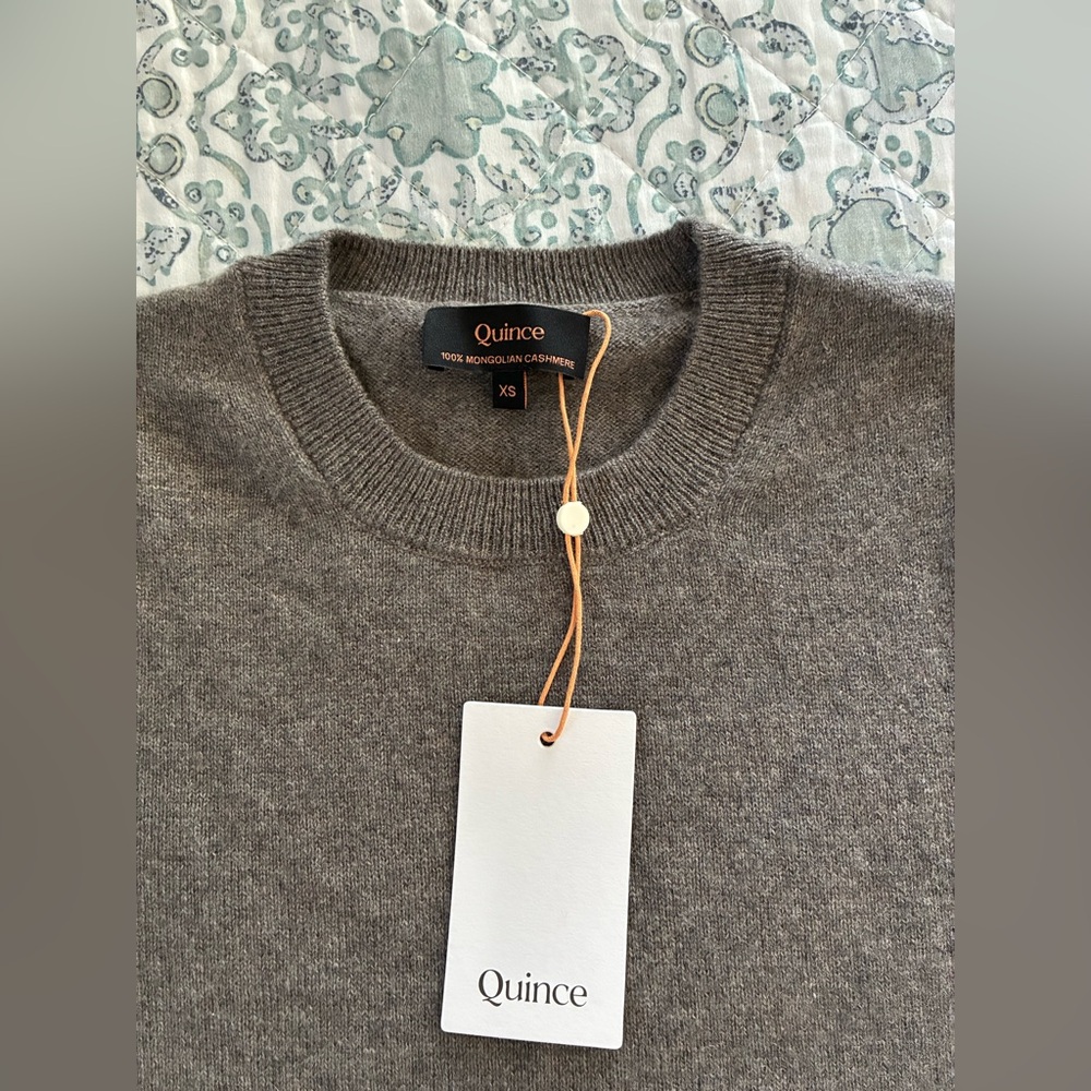 NWT Quince 100% cashmere tee sweater knit in elk brown size XS Carolyn besette - Picture 5 of 7